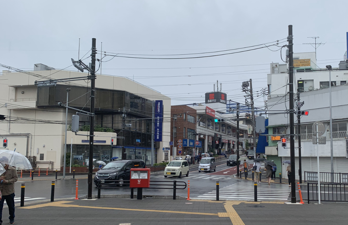 二俣川駅南口