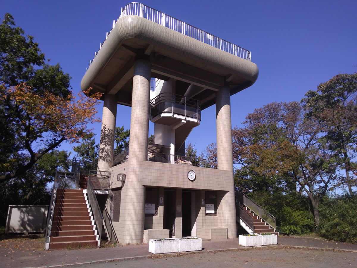 弘明寺公園の展望台