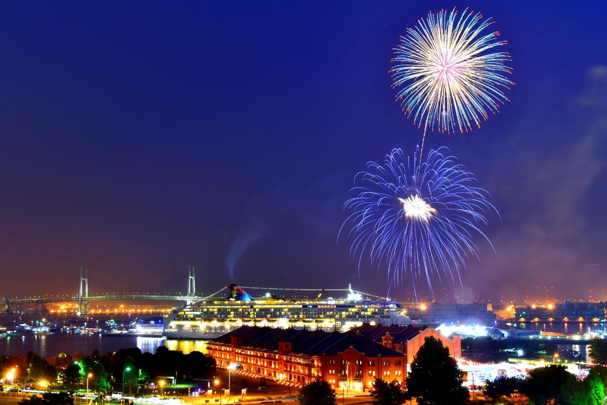 横浜　花火イメージ