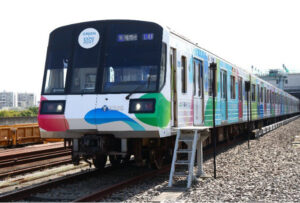 横浜市営地下鉄 GREEN× EXPO 2027 ラッピングトレイン